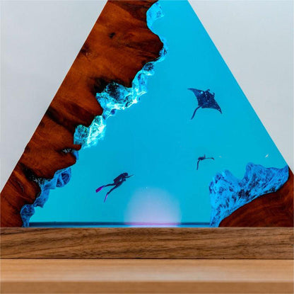 Epoxy Accessories Mandarin Fish Manta Ray Triangle Decorative Lamp